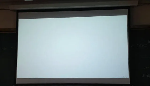 教学投影仪在不同场景下的可靠应用分析